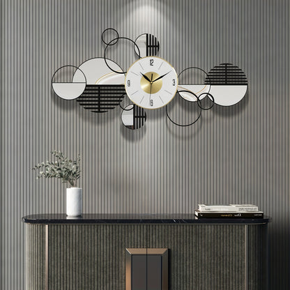 Silent 3D Metal Wall Clock - Geometric Art Decor for Living Room & Dining, Battery-Powered (AA), Modern Home Accent