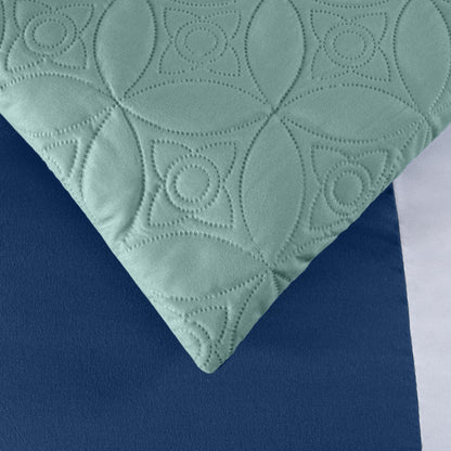 Bernard 7-Piece Patchwork Quilted Medallion Bed in a Bag Comforter Set with Sheets, California King/King/Queen/Full Size