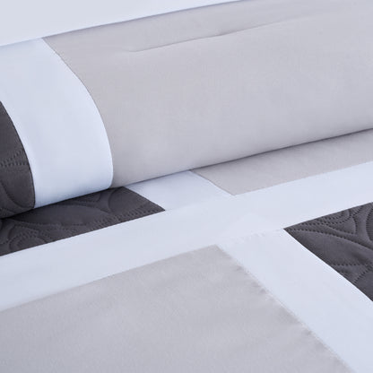 Bernard 7-Piece Patchwork Quilted Medallion Bed in a Bag Comforter Set with Sheets, California King/King/Queen/Full Size