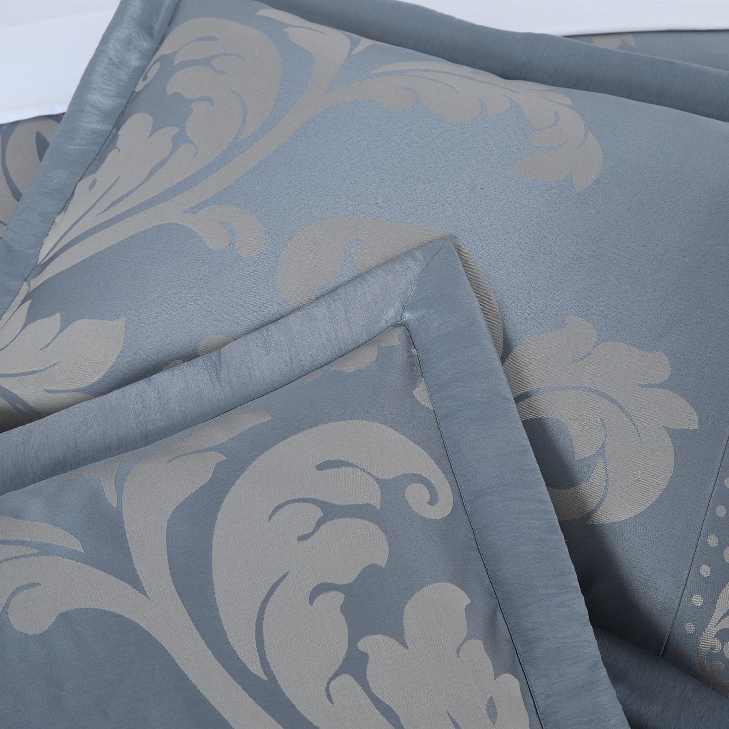 Valor 7-Piece Luxury Jacquard Floral Bed in a Bag Comforter Set