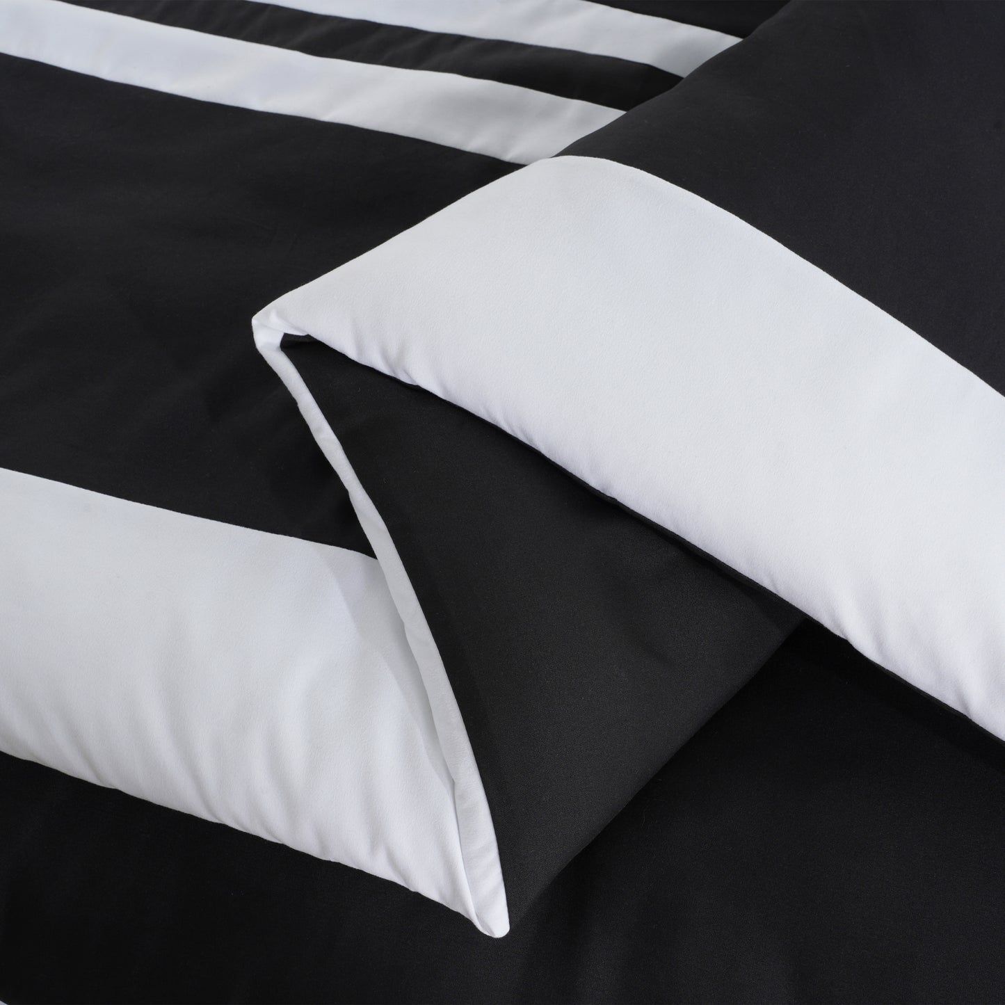 Caprice 7-Piece Modern Hotel Style Square Pattern Comforter Set with Decorative Pillows, Cal King/King/Queen/Full Size