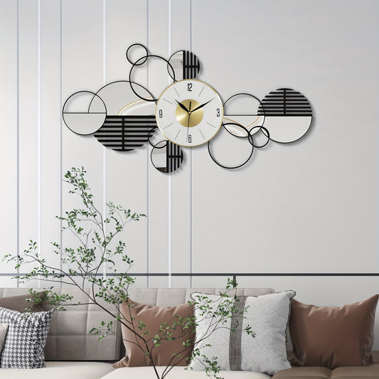 Silent 3D Metal Wall Clock - Geometric Art Decor for Living Room & Dining, Battery-Powered (AA), Modern Home Accent