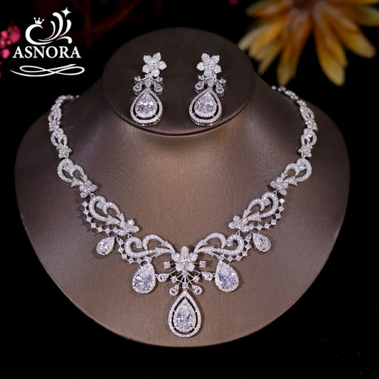 ASNORA 2024 New Design Flower and Water Drops Necklace For Women Wedding Luxury Dubai Bridal White Zirconia Jewelry Set X0493
