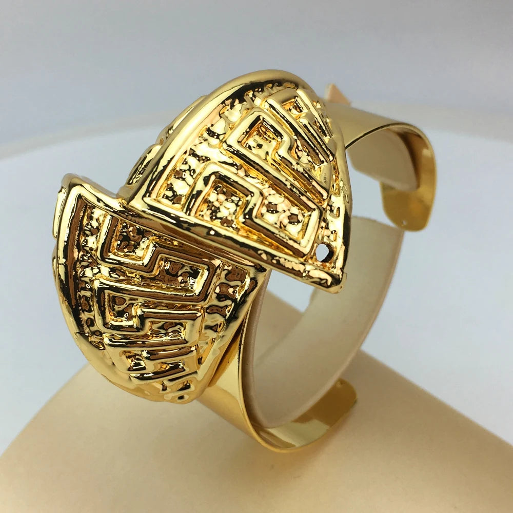 Hot Selling Dubai Italian Gold Plated Jewelry Women's Wedding Party Banquet Big Pendant Light Weight Bold Jewelry Sets FHK16698