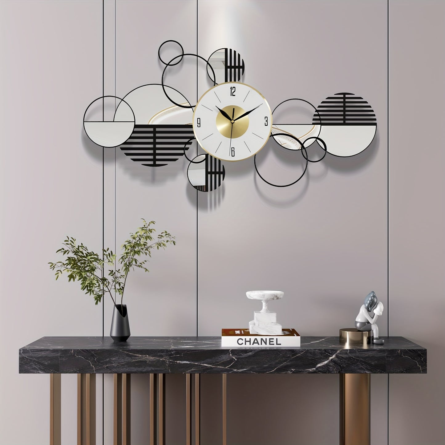 Silent 3D Metal Wall Clock - Geometric Art Decor for Living Room & Dining, Battery-Powered (AA), Modern Home Accent