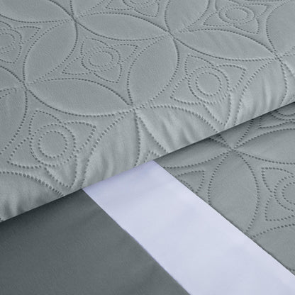 Bernard 7-Piece Patchwork Quilted Medallion Bed in a Bag Comforter Set with Sheets, California King/King/Queen/Full Size